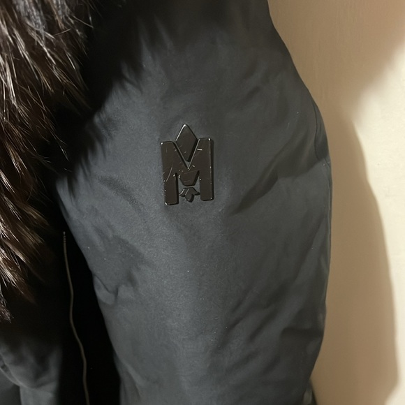 Selling a XXL Trish Long Mackage - Picture 3 of 8